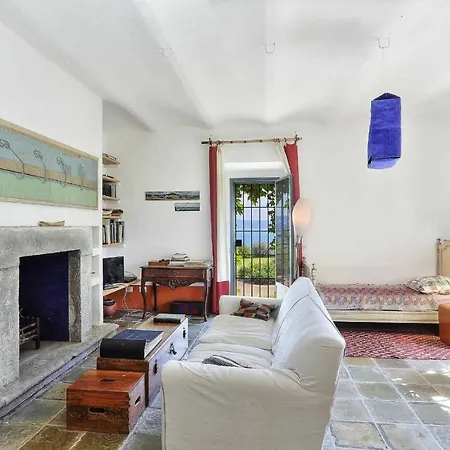 Villa Casa Rossa By Salogi *